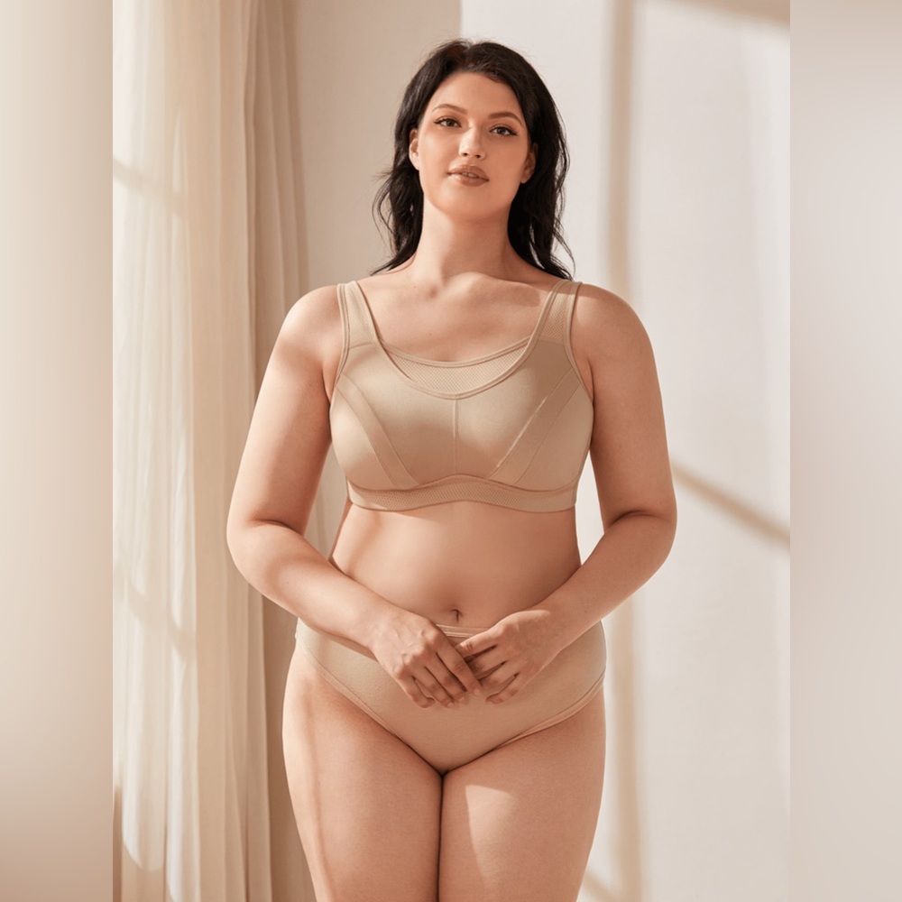 Wingslove Plus Size Non Padded Yoga Sports Bra Nude 36DD